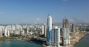 Fitch Ratings mejora perspectiva a Estable y reafirma el grado de inversión de Panamá en BBB