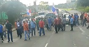 Cierre de vas signa en Panam segundo da de paro de transportistas