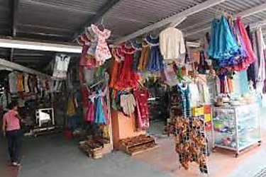Sin avaces nuevo mercado de buhonerías y artesanías en la 5 de mayo 