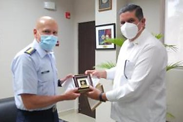 Jefe de la Fuerza Aérea de Colombia visita Panamá para fortalecer esfuerzos