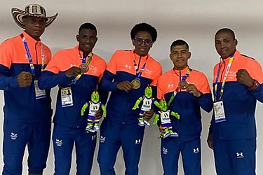 Cuatro atletas de la Policía Nacional traen medallas para Panamá