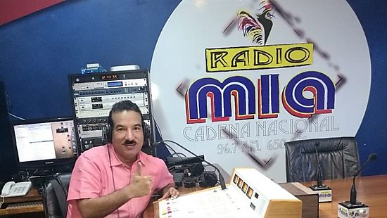 Jorge Luis Salinas-Producción en Radio Mia 
